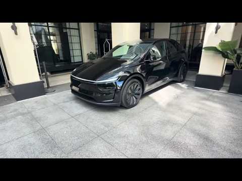 Cover image for Diamond Black Model Y L Walkaround Review